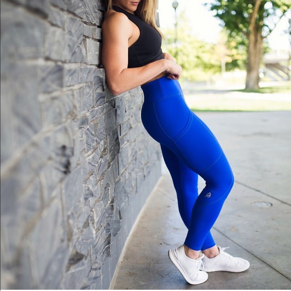 P’tula Original Sami Leggings in Cobalt and Black!